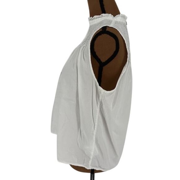 J. Crew White Pleated Blouse with Tortoiseshell Buttons in Back – Size Medium - Picture 5 of 7